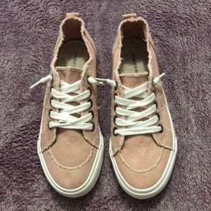 Maurice’s Casual sneaker